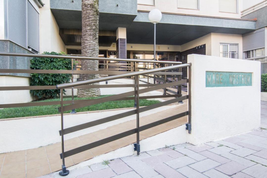Bright Apartment Steps Away From The Beach Mareny Blau Ngoại thất bức ảnh